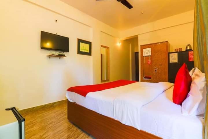 Hotelpornima Отель Пурнима Candolim Kültér fotó